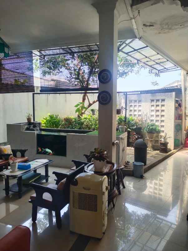 dijual rumah di jl welirang karangrejo semarang