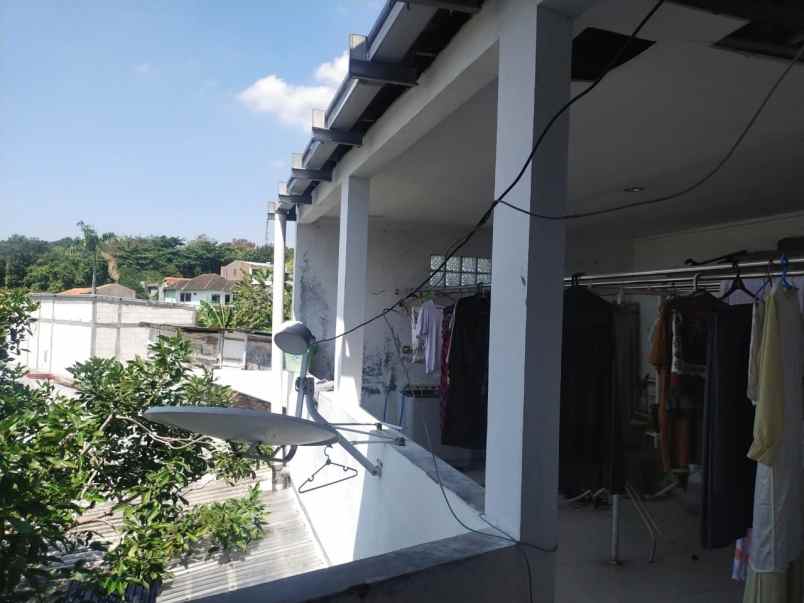 dijual rumah di jl welirang karangrejo semarang