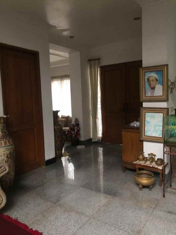 dijual rumah di kelapa gading
