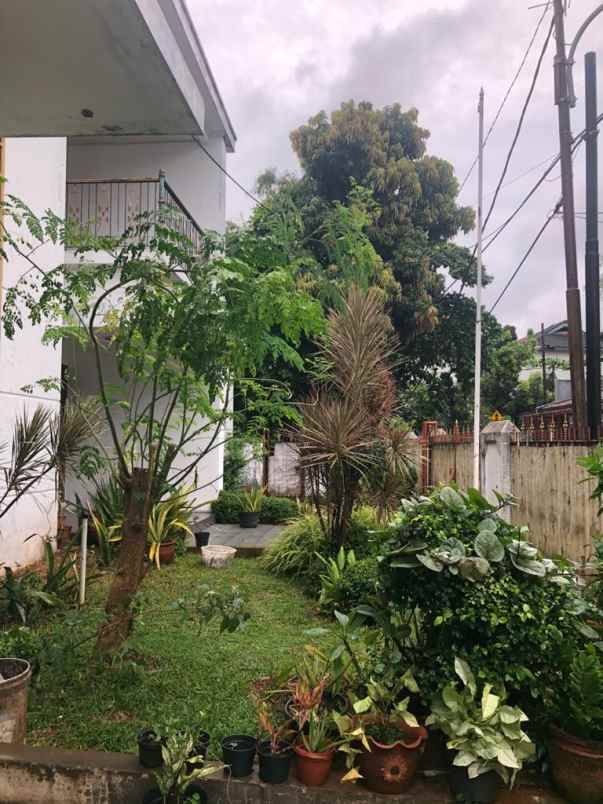 dijual rumah di kelapa gading