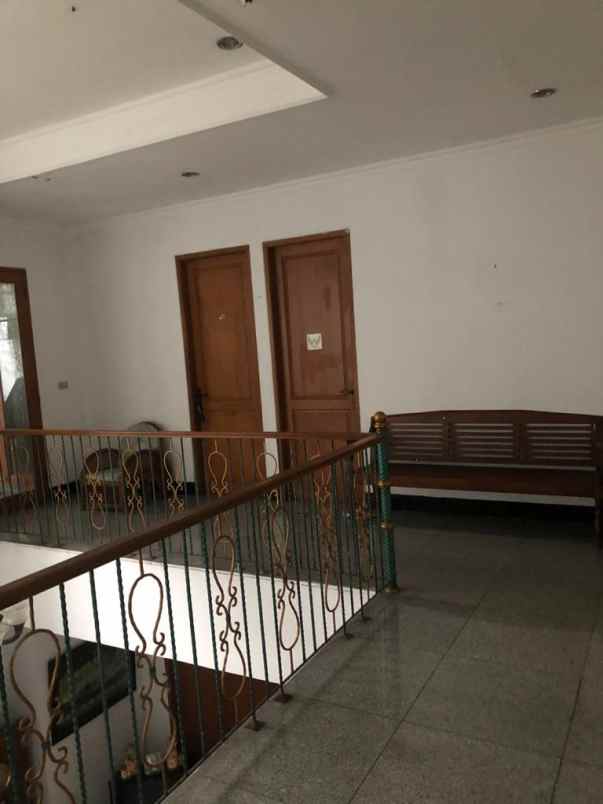 dijual rumah di kelapa gading