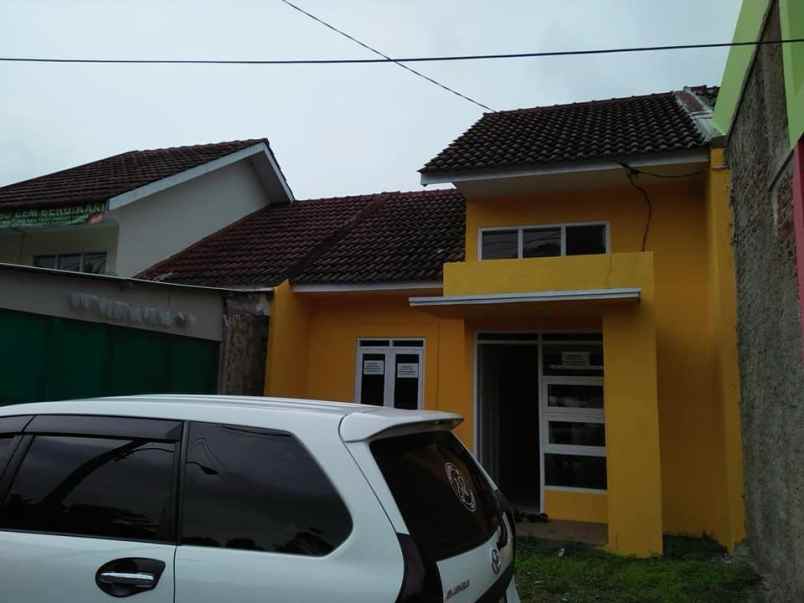 dijual rumah di perumahan margalaksana warung peuteuy