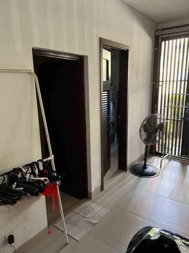 dijual rumah dizora kimora bsd tangerang