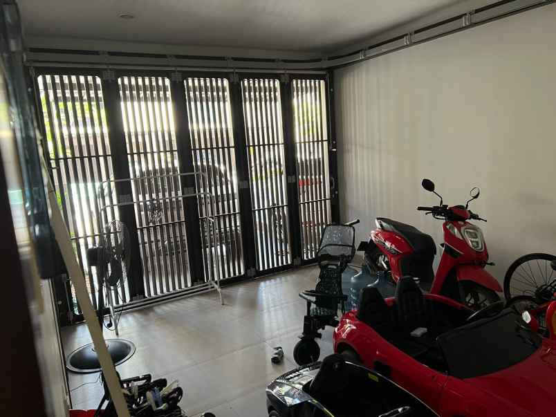 dijual rumah dizora kimora bsd tangerang