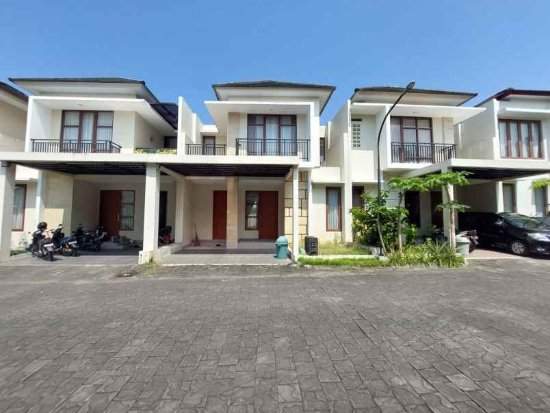 dijual rumah ds potorono kec