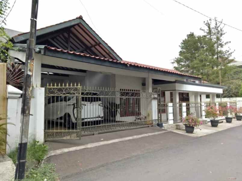 dijual rumah duren sawit