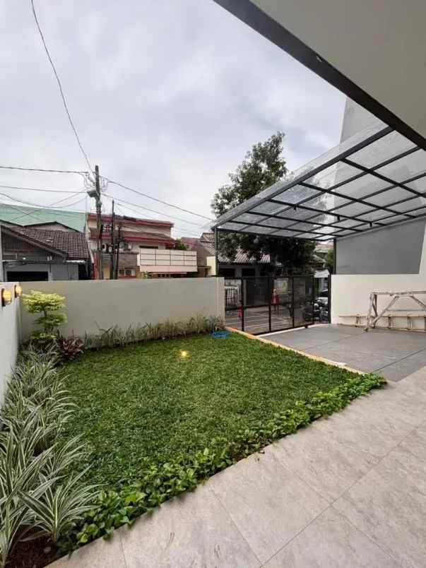 dijual rumah duren sawit jakarta timur