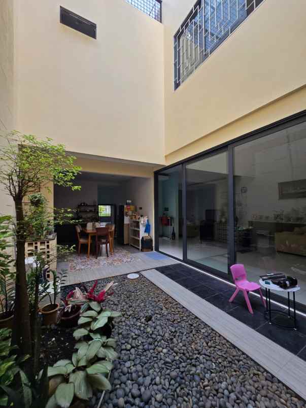 dijual rumah duren sawit jakarta timur