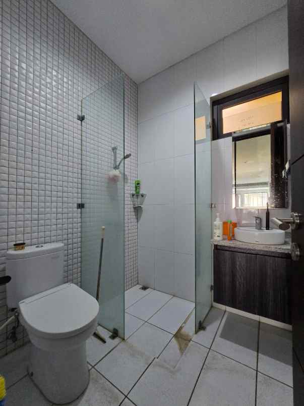 dijual rumah duren sawit jakarta timur