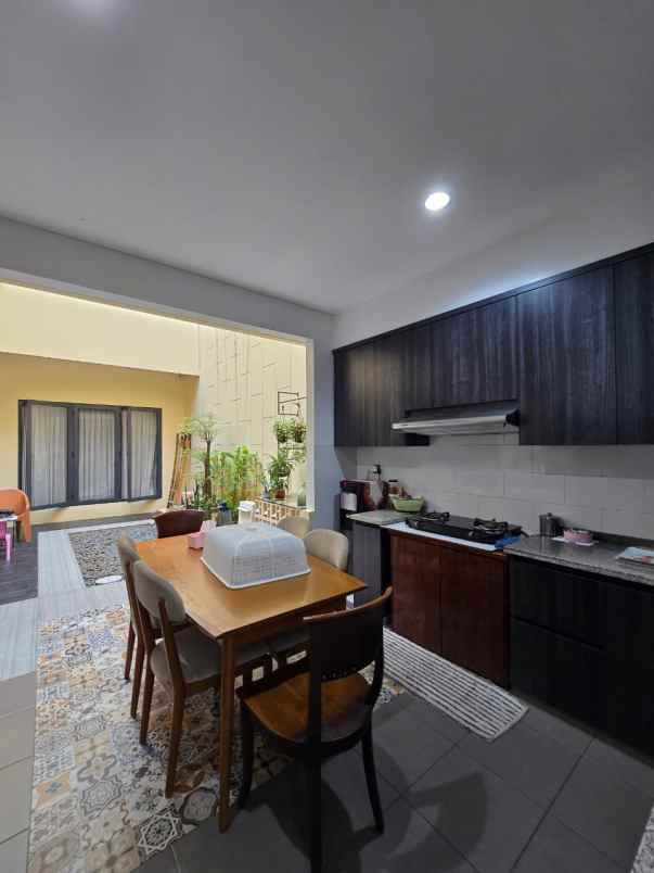 dijual rumah duren sawit jakarta timur