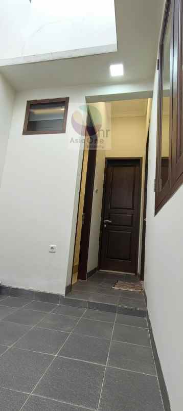 dijual rumah duren sawit jakarta timur
