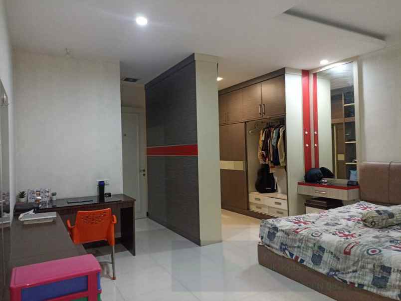 dijual rumah duri kepa