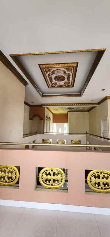 dijual rumah durian banyumanik