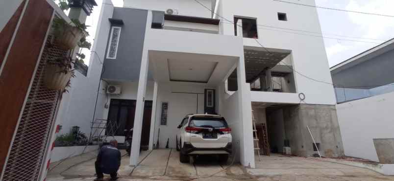 dijual rumah galaxy bekasi