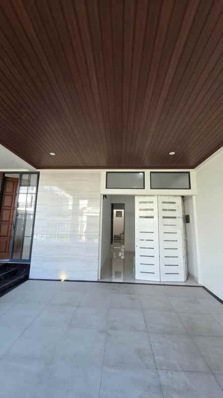 dijual rumah galaxy bumi permai araya 2