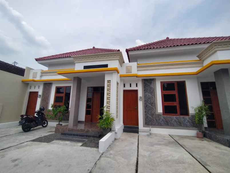 dijual rumah gayamprit klaten selatan