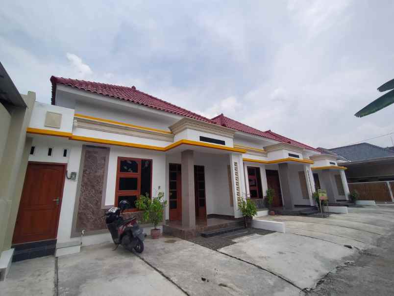 dijual rumah gayamprit klaten selatan