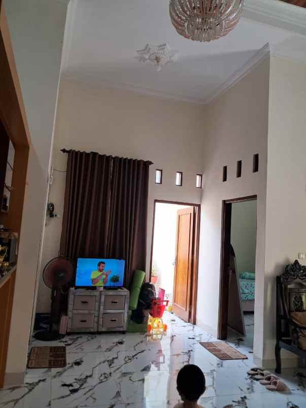 dijual rumah gergunung klaten utara klaten