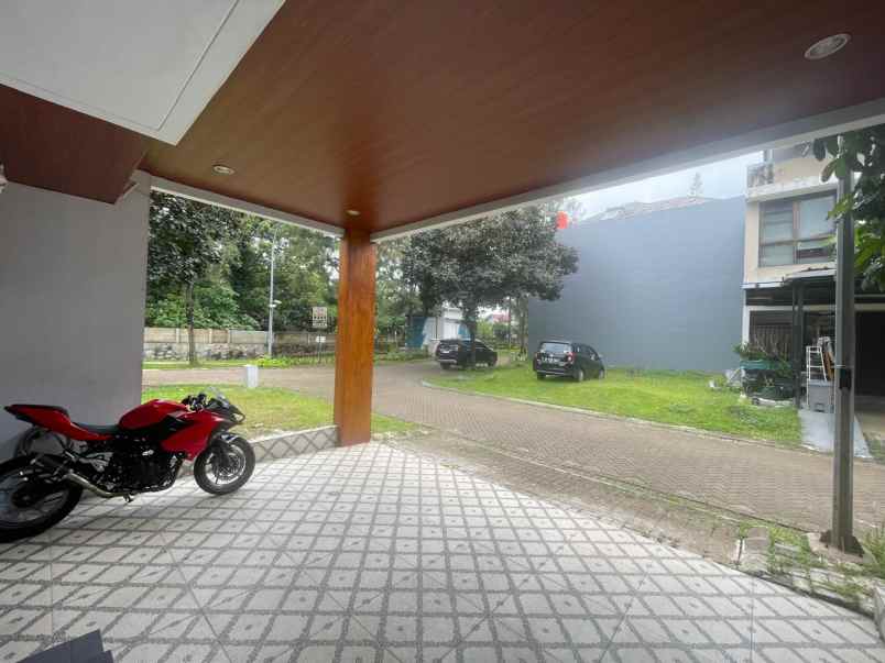 dijual rumah graha raya fortune