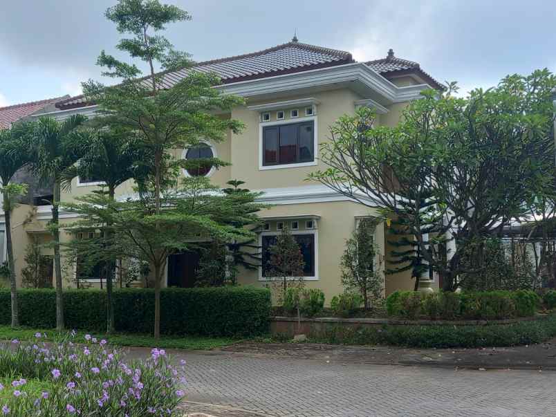 dijual rumah graha taman bungan bsb mijen