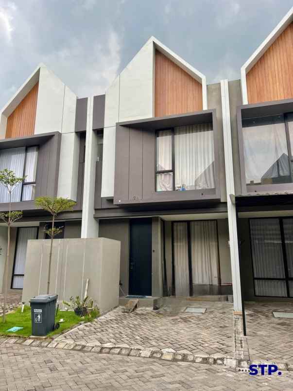 dijual rumah grand eastern