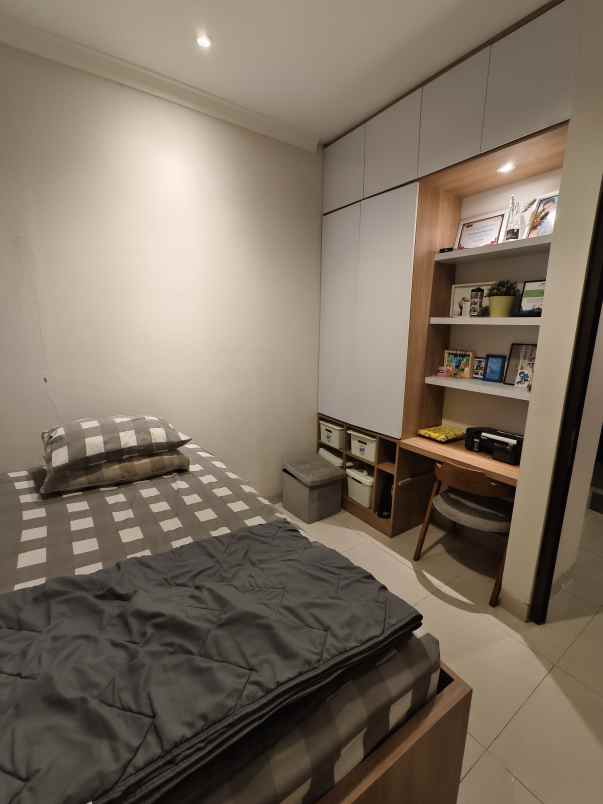 dijual rumah grand wisata cluster