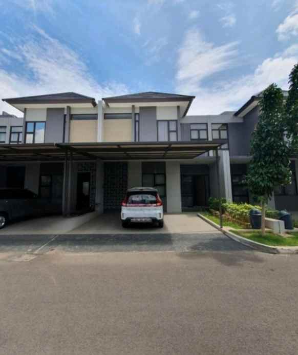 dijual rumah grand wisata cluster