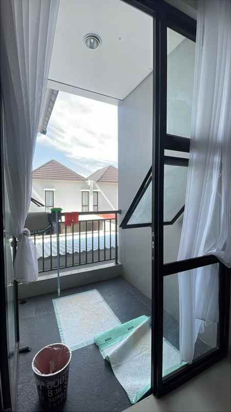 dijual rumah grand wisata cluster
