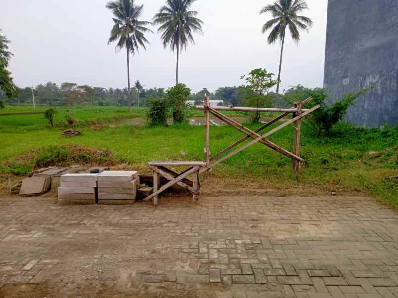 dijual rumah greenview wringinsono