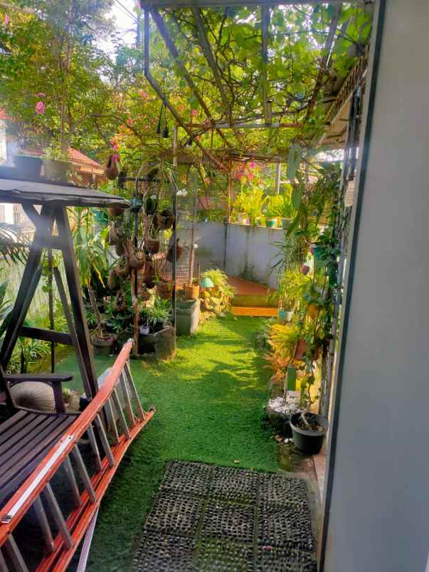 dijual rumah griya cipeucang indah