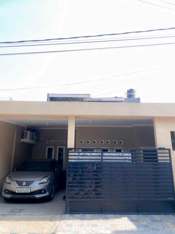 dijual rumah griya kebraon