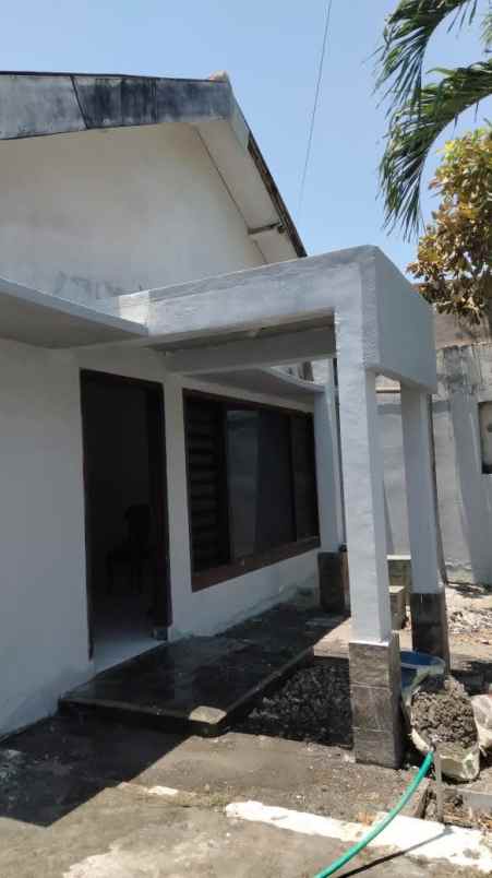 dijual rumah gubeng kertajaya surabaya timur siap huni