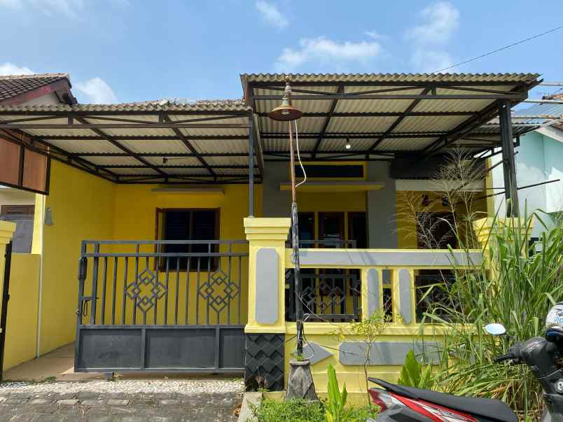 dijual rumah gumulan klaten tengah