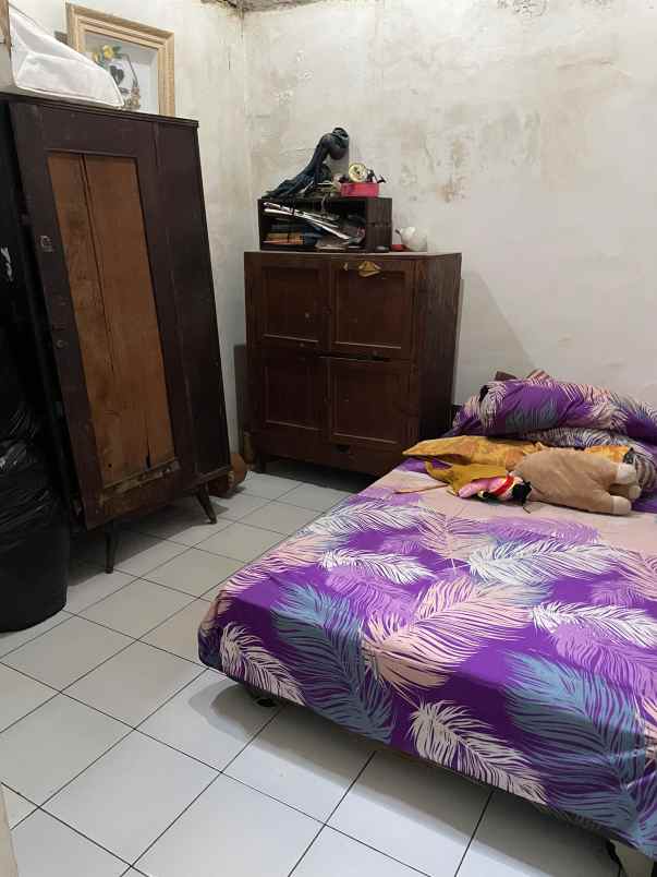 dijual rumah gunung anyar lor