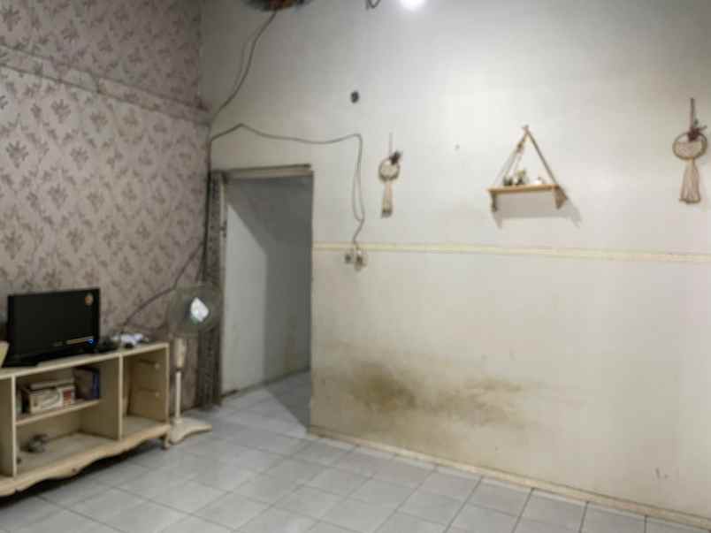 dijual rumah gunung anyar lor