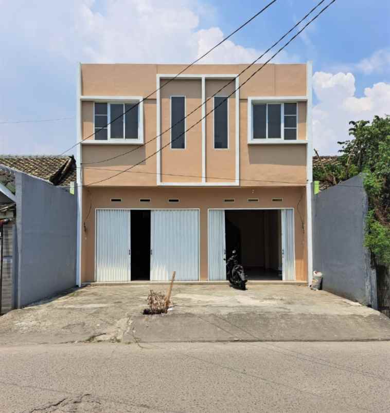 dijual rumah harapan indah 1 perumahan