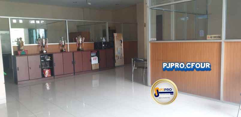 dijual rumah harapan indah