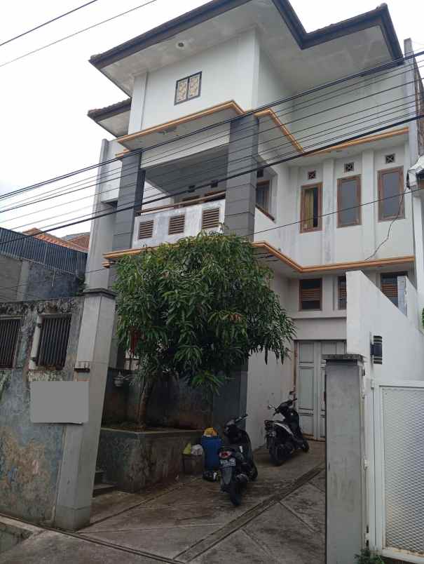 dijual rumah hj mukti