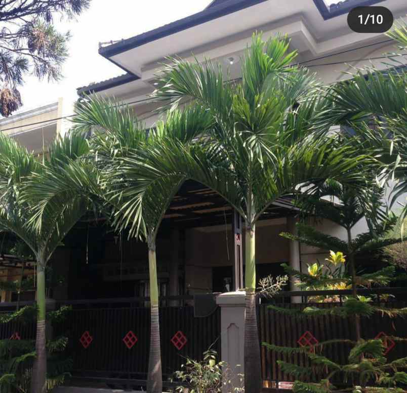 dijual rumah istana kawaluyaan indah
