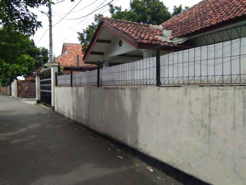 dijual rumah jagakarsa