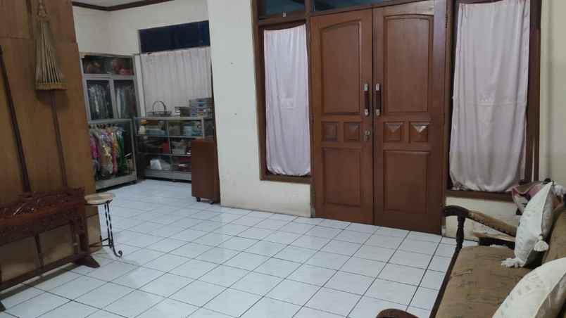 dijual rumah jagakarsa