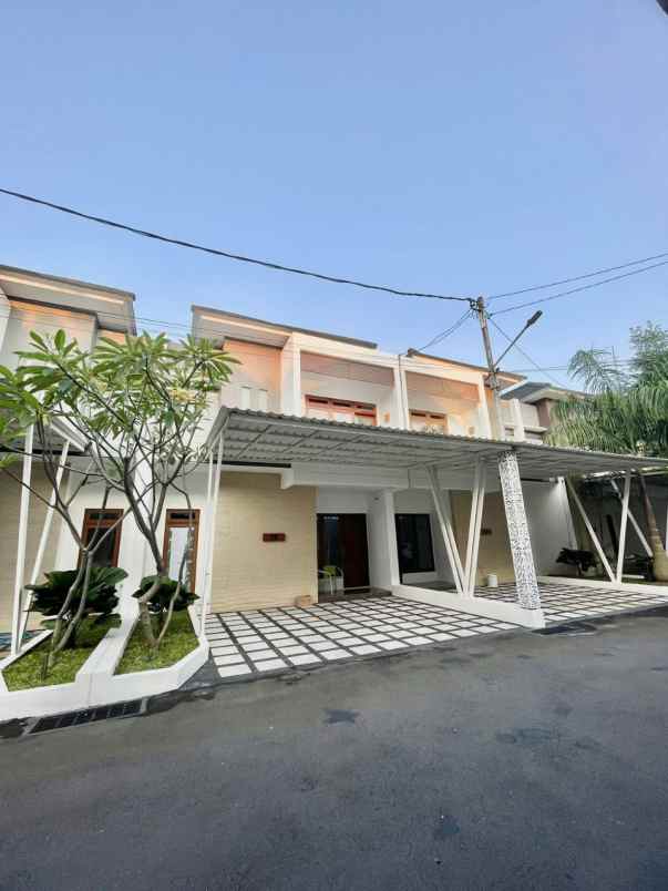 dijual rumah jagakarsa jakarta selatan