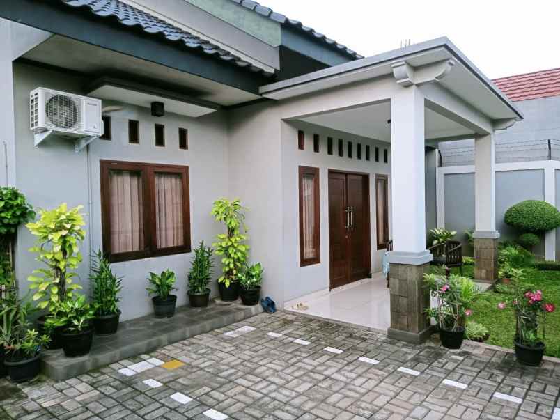 dijual rumah jaka mulya