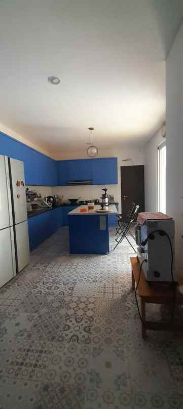 dijual rumah jakarta garden city