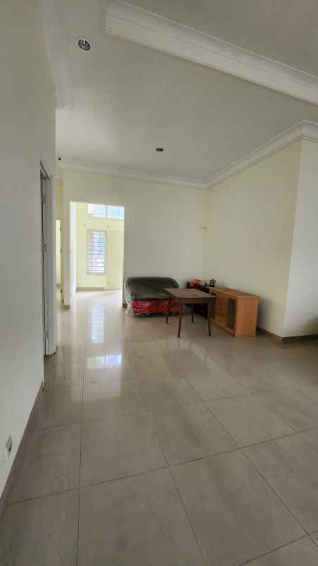 dijual rumah jalan a yani