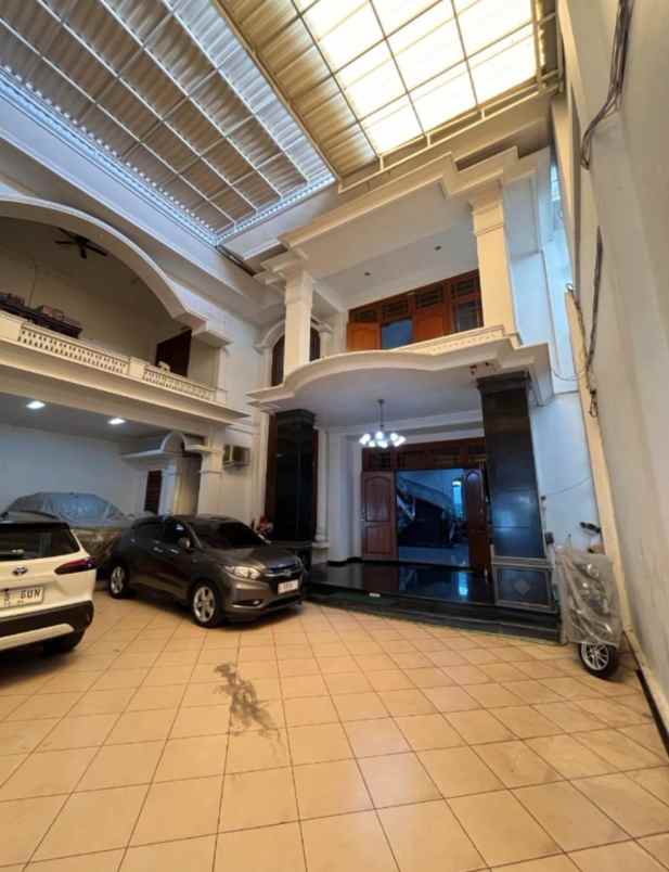 dijual rumah jalan biliton