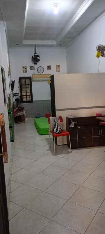 dijual rumah jalan bungtomo