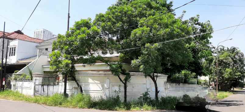 dijual rumah jalan dharmahusada indah