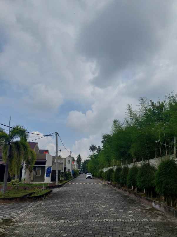 dijual rumah jalan hangtuah sail pekanbaru