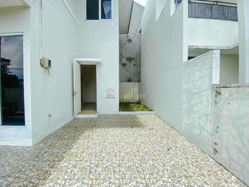 dijual rumah jalan jogja solo